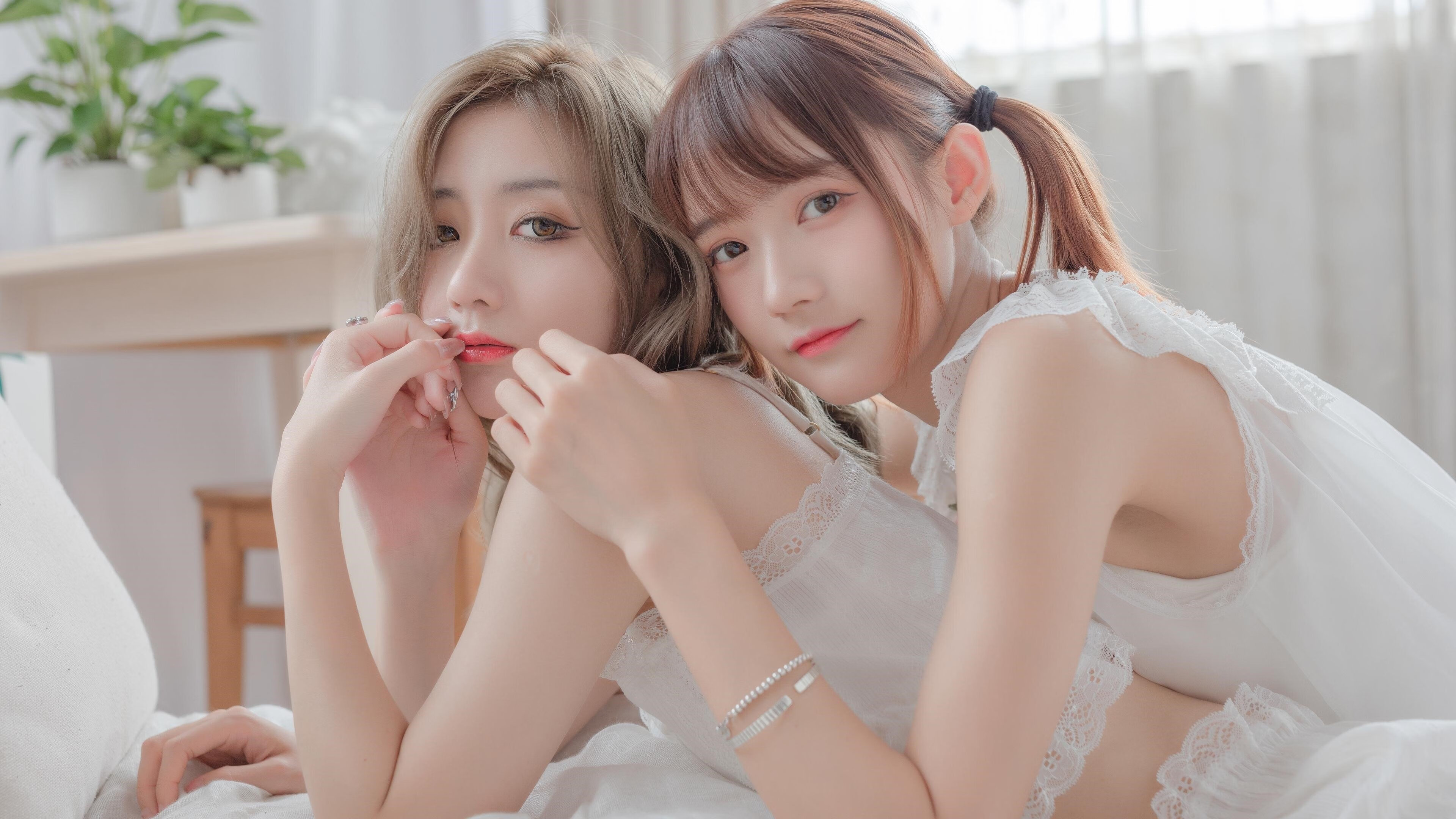 JIUYOU.COM-布鲁诺·卡博克洛在NBA夏季联赛中展现团队合作精神，布鲁卡洛斯