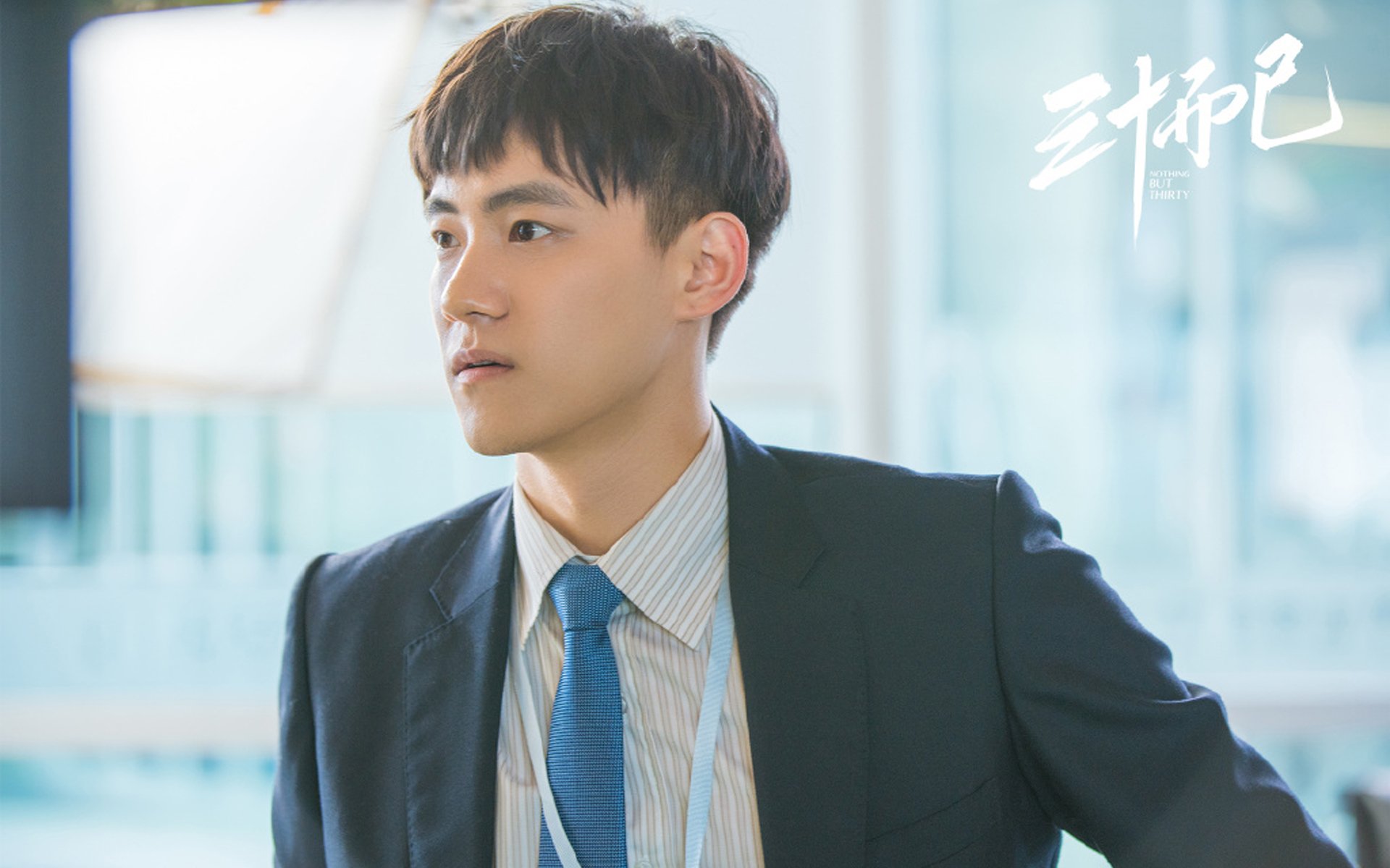 希腊女篮在欧洲锦标赛中连续夺冠，续写辉煌篇章，希腊女球迷