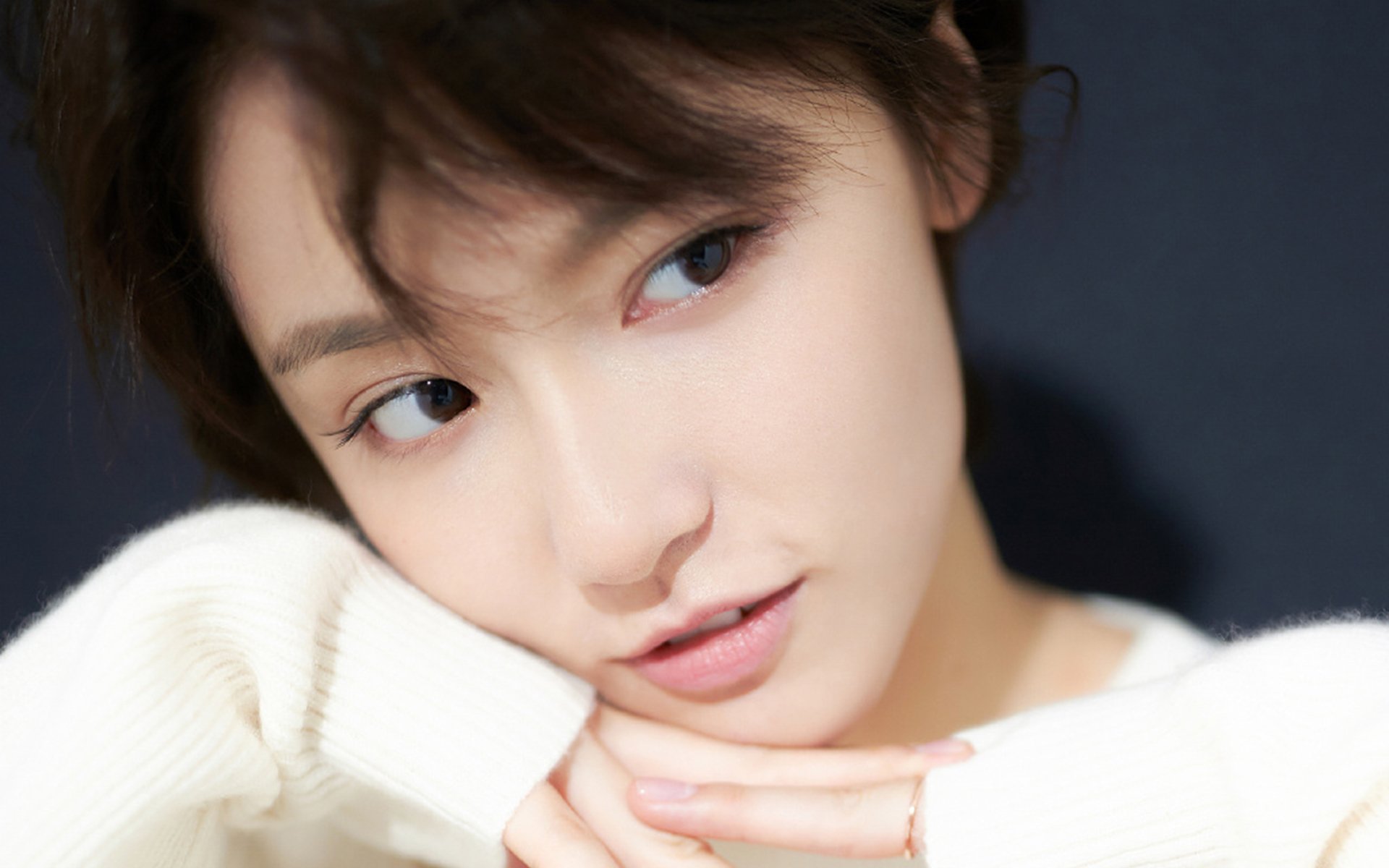 职业俱乐部建设球员成长档案追踪训练成果,职业球队训练时间